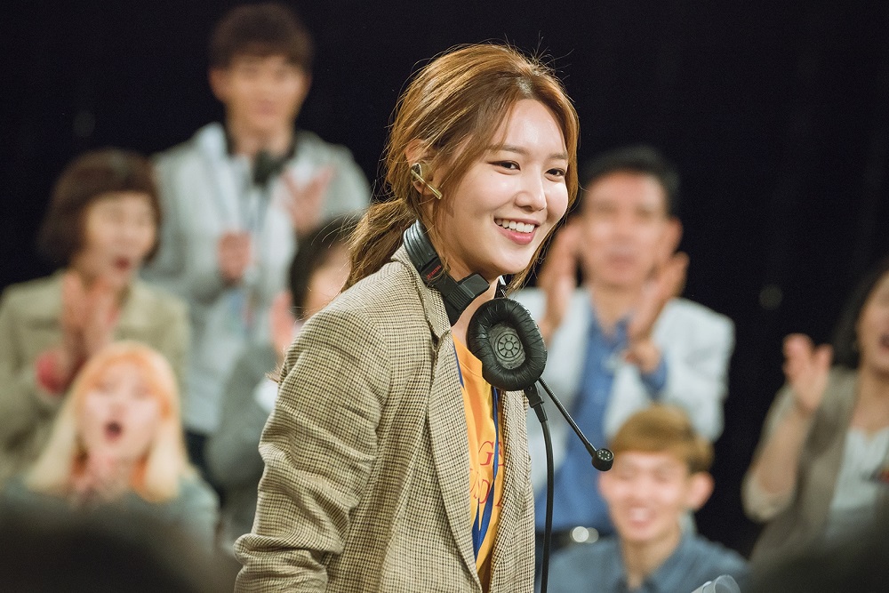 소녀시대 최수영, 촬영 비하인드컷에서도 미모 폭발 