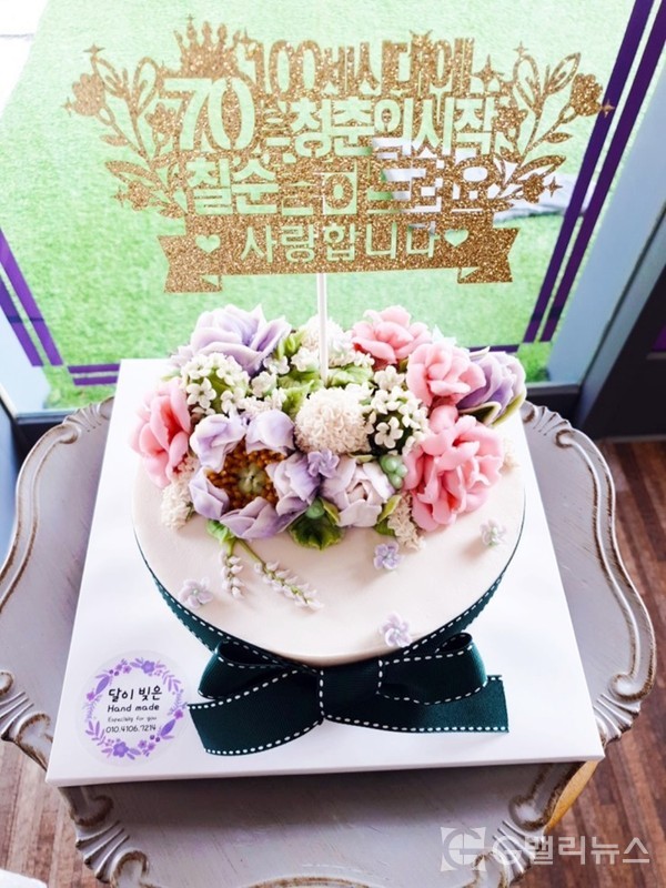 사진 - 광교떡케이크와 기흥떡케이크로 유명한 ‘달이빚은’