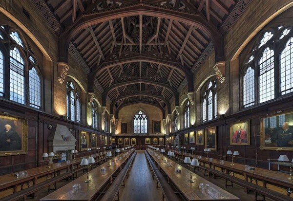 해리포터 촬영지로 유명한 ‘크라이스트 대성당 그레이트 홀’. 사진=구글지도 캡쳐