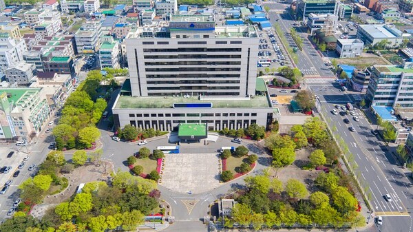 군산시청 전경. 사진=군산시청