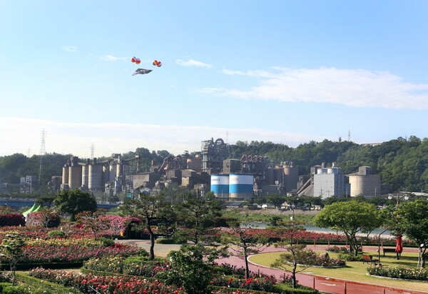 삼표시멘트 삼척공장 주간 전경. 사진=삼표시멘트